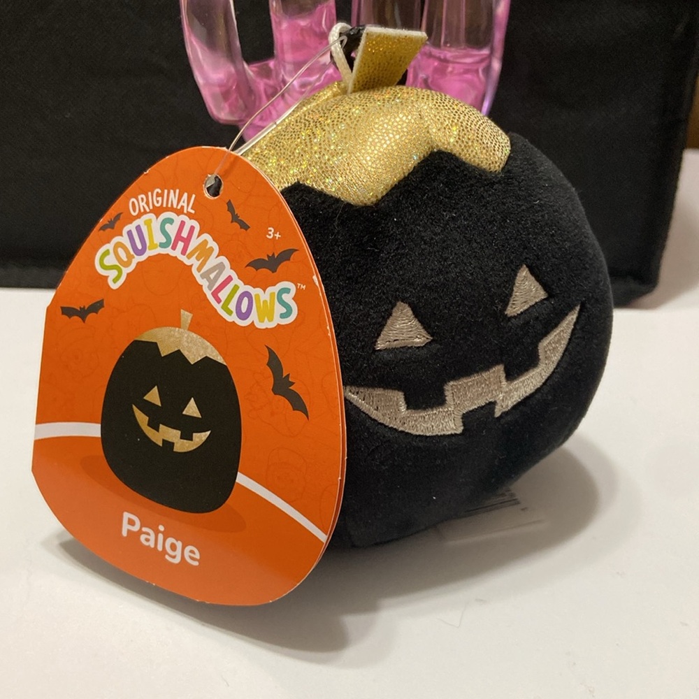 NWT - Paige the Pumpkin. - Picture 2 of 3